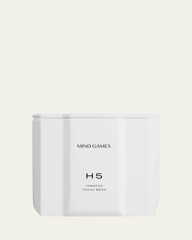 H5 White Queen Tobacco Tonka Bean Luxury Candle, 10 oz.